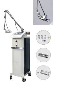 [Hot Item] Top Quality Marks Acne Scar Removal Skin Resurfacing Matrix CO2 Fractional Laser Machine for Vaginal Tightening Rejuvenation Ultrapulse RF Tube Power Supply