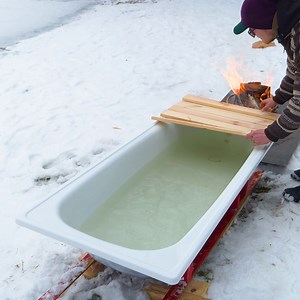 Outdoor Hot Tub In The Snow! | Crafty Panda