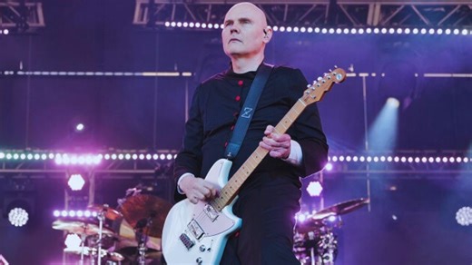 Billy Corgan jammed "Bullet with Butterfly Wings" with My Chemical Romance in spite of his anger. | USA Gossip Show