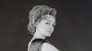 Sylvia Syms