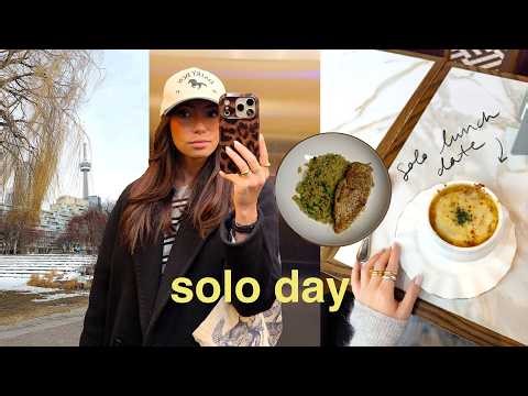SOLO DAY vlog: taking myself to lunch, junk journaling & cook with me 🥘