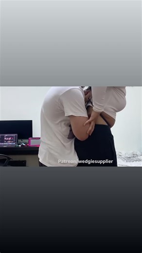 Ripping wedgie challenge! Full video on Patreon #wedgie #calzonchino #wedgietime #prankvideo