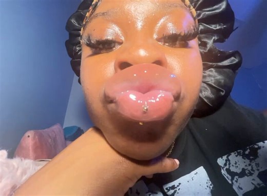 ebony dsl fuck she getting all my semen just for being a nutty ass bitch my dick get happy when it see her lips 🥜🫟 ! #ebony #dsl #nutty #goon #stroke #glossylips #biglips #lipfetish