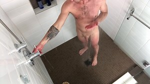 Using my friend's rain shower (top view)