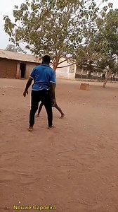 14K views · 807 reactions | la capoeira. C'est bien plus qu'un simple art martial, c'est un véritable acte de sacrifice pour les professeurs qui enseignent dans des lieux méconnus des autorités. Malgré les défis, les enfants y trouvent une passion incroyable. Je continuerai à pratiquer pour toujours, peu importe les obstacles. Qui est prêt à se joindre à moi pour cette aventure sans fin ? 屢 #CapoeiraPourLaVie" | Nouwe Jules | Facebook
