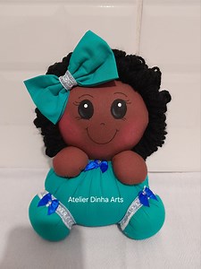 Boneca de fuxico,passo a passo completo aqui na página #boneca #bonecadefuxico #bonecadepano #artesanato #artesanatocriativo #representatividade | Atelier Dinha Art's