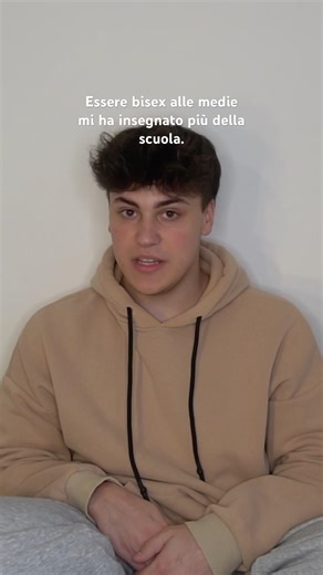 Essere bisex alle medie mi ha insegnato più della scuola.