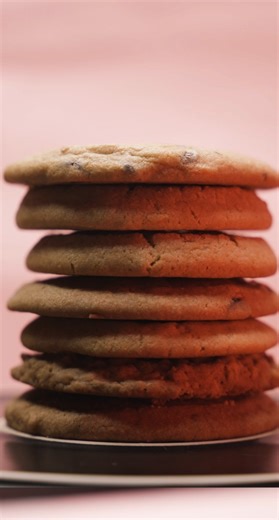 🎉 Double the celebration, double the sweetness! 🍪🎂 Tomorrow at 10 am, we're launching our new variety cookie pack! With our classic Chocolate Chip, sweet Snickerdoodle, hearty Oatmeal, nutty Peanut Butter, and timeless Sugar cookies, there's something for everyone. 😍 BUT… that's not all! It's also our Cake Boss Anniversary, and we have a special surprise for everyone. 🎉 Keep an eye on our page for more details about our anniversary offer, and don't forget to swing by the bakery to try our n