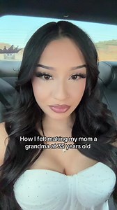 22 Weeks Pregnant: How I Felt Making My Mom a Grandma at 35