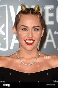 Miley Cyrus arriving at the MTV Video Music Awards 2013, The Barclay Centre, Brooklyn, New York Stock Photo - Alamy