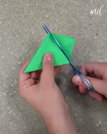 A collection of Christmas decorations ideas🎄 | Creative Bee