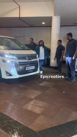 Pritam Chakraborty Seen At Manish Malhotra House #pritam | EpiCreator