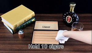Travel Cigar Humidor Case, Cigar Case with Wood Tray, Waterproof and Crushproof Portable Cigar Box - Holds Up to 10 Cigars (Black)