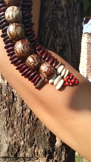 he rubbed his hand on the tree trunk because the bugs on his hand made him itchy #lice #ticksremoval #tickssiu #capcut | Charles Hamilton