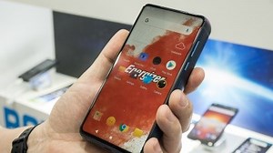 Power Max P18K Pop: Dickes Smartphone mit Riesenakku landet bei Indiegogo - Golem.de