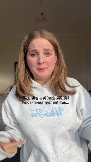 Last Uni Assignment Last Minute: How I Finished & Went Out