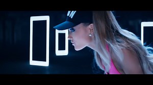 🎉 Festejamos el cumpleaños #27 de Ariana Grande con "Side to Side"🎈 ¿Cuál de sus canciones es tu favorita? | Pepsi Center