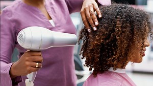 Charlotte salon giving free haircuts to health care workers