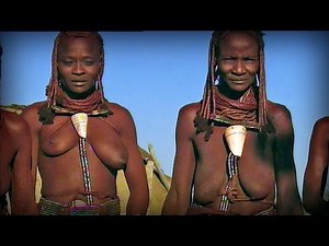 Red skinned women (Himba tribe - Namibia)