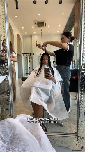 Today we are going to the hairdressers to get our hair cut!!! #india #indiavlog #goa | Lily Baria