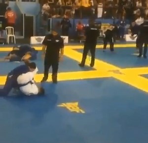 How fast was that Helicopter armbar for the win | Brazilian Jiu-Jitsu | Facebook