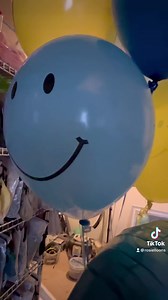 Smiley Face 😊 | Rosielloons