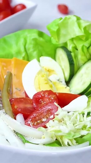 3.9K views · 27 reactions | This …. IRISH PUB SALAD for St. Patrick’s Day coming up—with the best homemade dressing! ☘️☘️☘️ Recipe link in bio https://reluctantentertainer.com/irish-pub-salad/ #irishpubfood #irishpubsalad #pubsalad #luckoftheirish #reluctantentertainer #asaladaday | Reluctant Entertainer | Facebook