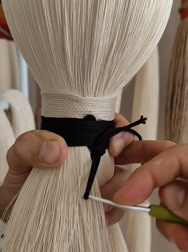 Decoración artesanal: observa la transformación de la fibra vuelta a vuelta