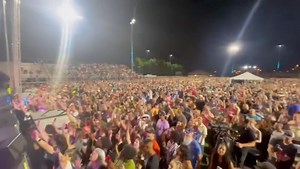 This will never get old to us … Thank you Kingsport Fun Fest! for showing us so much love and support ‼️😎 | Boyz II Men