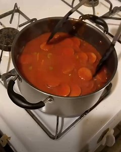 527K views · 2.5K reactions | This guy shares the 'poor people food' that he eats and how he adds variety to the menu on a budget!  | STUDENTbible | Facebook