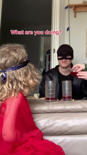 I forgot to show the bloopers!!!😨 #princessbride #inconceivable #theprincessbride #theprincessbridecosplay #cosplayer #cosplay #blooper😂 #blooper #bloopers #fyp #foryoupage #fypage #foryou #nastolgia