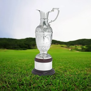 Inviting all Golf lovers! Hyatt Hotels and Resorts Thailand, in association with Banyan Golf Club, Hua Hin, invite amateur golf enthusiasts to join the 9th annual 'Hyatt Open 2018' on 1-2 September 2018. A 36 hole golf tournament and various prizes for lucky draw, charity auctions from Hyatt hotels and resorts around the world and round trip air tickets awaits! https://bit.ly/2LvFFlV | Hyatt Regency Hua Hin