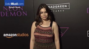 Sophie Simmons flashes major side-boob at The Neon Demon prem