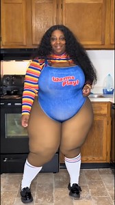 “He looked at me like he was trying to remember who I used to be.” I’m Thandiwe, 33. I live in Sandton, just outside Johannesburg. It was a Tuesday afternoon at the Checkers in Rosebank Mall. I was grabbing milk and eggs — normal, boring things. I turned into the cereal aisle, and there he was. Sipho. We dated in our second year at the University of Johannesburg. He played basketball, had that smile that made people stop and look when he walked into a room. We broke up when he moved to Durban fo