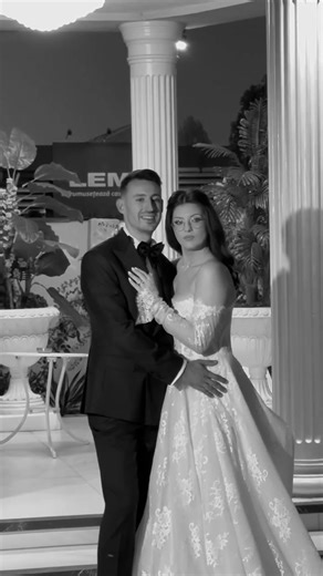 4.9K views · 28 reactions | Sesiune foto in gradina Ballroom Andra | Ballroom Andra | Facebook