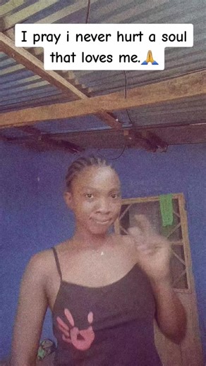 Chanzy blinks on TikTok