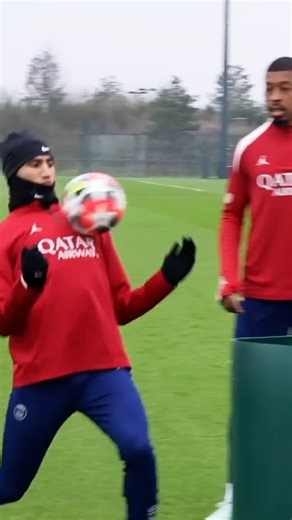 265K views · 5K reactions | Positive energy in practice ﻿﻿❤️﻿﻿ | PSG - Paris Saint-Germain | Facebook