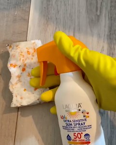 This woman is full of great cleaning hacks! 👏🧼 | LADbible