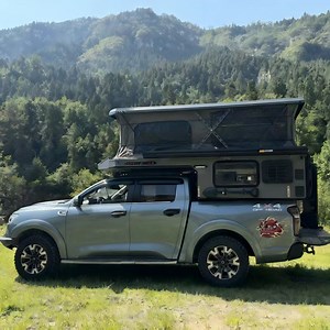 [Hot Item] Quick-Install Pop-up Pickup Camper with Elevating Roof for 5.5FT off-Road 4X4