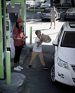 62K views · 486 reactions | Young Hero Gives Woman a Lesson in Throwing Out Trash | Hungry Panda | Facebook