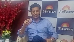 ਹਰ ਘਰ ਦਾ ਅਹਿਮ ਮੁੱਦਾ ਬਣੇ ਪਰਵਾਸ ਨੂੰ ਬਾਖੂਬੀ ਦਿਖਾਏਗੀ ਫਿਲਮ PR, 27 ਮਈ ਨੂੰ ਹੋਵੇਗੀ ਸਿਨੇਮਾ ਘਰਾਂ 'ਚ ਰਿਲੀਜ਼... | Punjabi Jagran