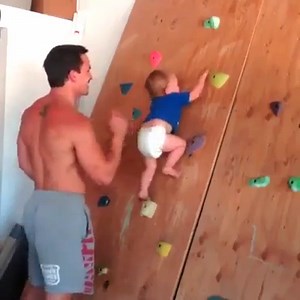 Da hat jemand den Tunnelblick ins Baby-Fläschchen gegeben :D Komm ins 360 Grad Team und dein Leben wird sich für immer verändern ►►► http://goo.gl/3Efsp9 ProFuel nur für Erwachsene und nur in geringen Dosen konsumieren ►►► http://bit.ly/TUNNELBLICK | Karl Ess