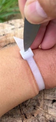 How To Release Zip Tie Without Cutting _Smart Trick to Open Zip Ties Without Cutting! #tips #tricks