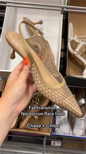 Step into fall with the season’s must-have styles—chunky ankle boots, kitten heels, suede, and more. Find them now at Nordstrom Rack. . 📍Nordstrom Rack II 145 W Hillcrest Dr, Thousand Oaks, CA 91360 . 📹 @nordstromrack via Instagram | Janss Marketplace