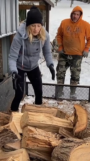 Double Toss Firewood Unload #firewood #fyp #wood #woodshed | Back 40 Firewood