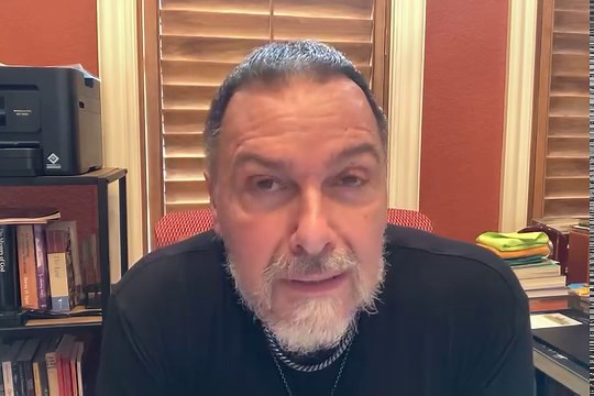 Prayer For Jesus’ Healing Presence | Dr. Mark Chironna