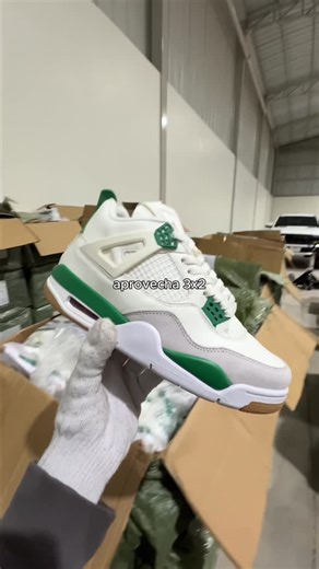 AIRfire on Instagram: "mejores diseños, mejor calidad y en promoción! que mas quieres? aprovecha antes de que se llegue la fecha #fyp #airfire #proveedores #sneakers #ventasonline"