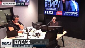 Who would Izzy choose for the All Blacks halfback position against Ireland? 👀 | Sport Nation NZ