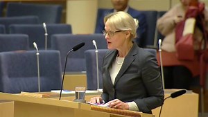Ensamkommande som hunnit fylla 18 år under sin asylprocess (Interpellationsdebatt 23 januari 2018)