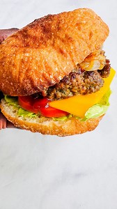 Vetkoek Burger 🍔 | Cooking with Funi